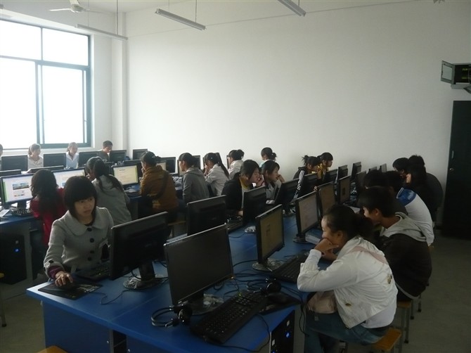 src=http://b26.photo.store.qq.com/http_imgload.cgi?/rurl4_b=fa0bcaa97a94b76838140971e05f788842e1022708e9bc95084e87f9c68a406061e5d9da115721c7c87fde8b2e57eebc51fcd6b1c2376629f050fb99678c5f2ce76c93a6fb0692f9566b1b00bec8c334a6a7d044&a=26&b=26
